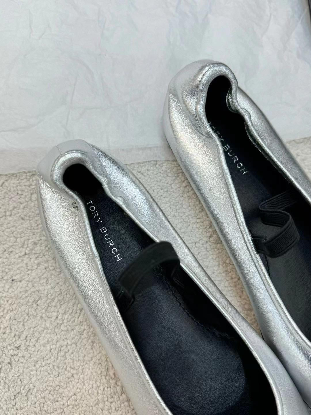 TB Runway Ballet Flats