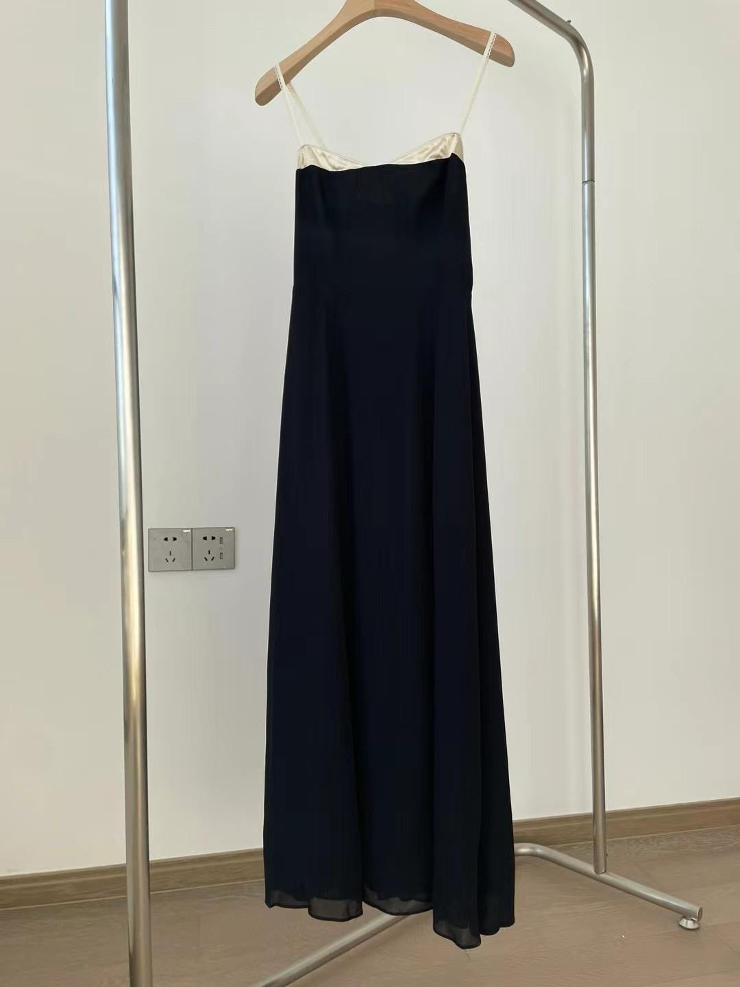 Ref Abrielle Midi Dress