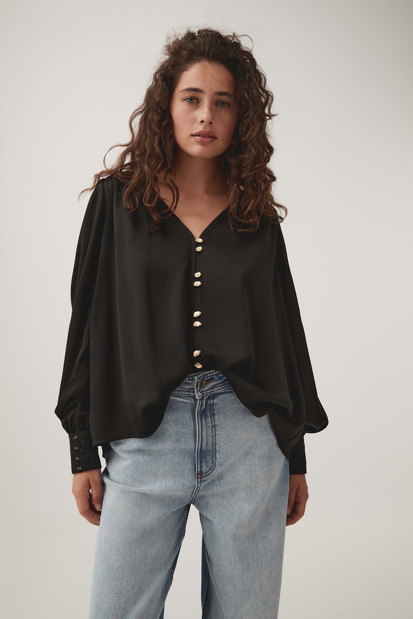 Aj Paloma Lace Cuff Blouse Shirt