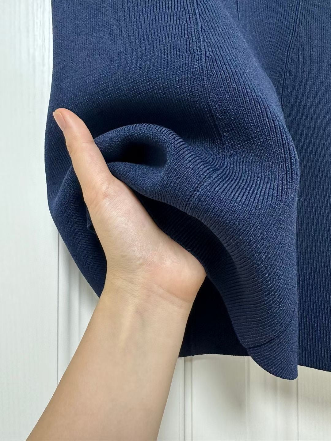 Rss Ribbed V Neck Top