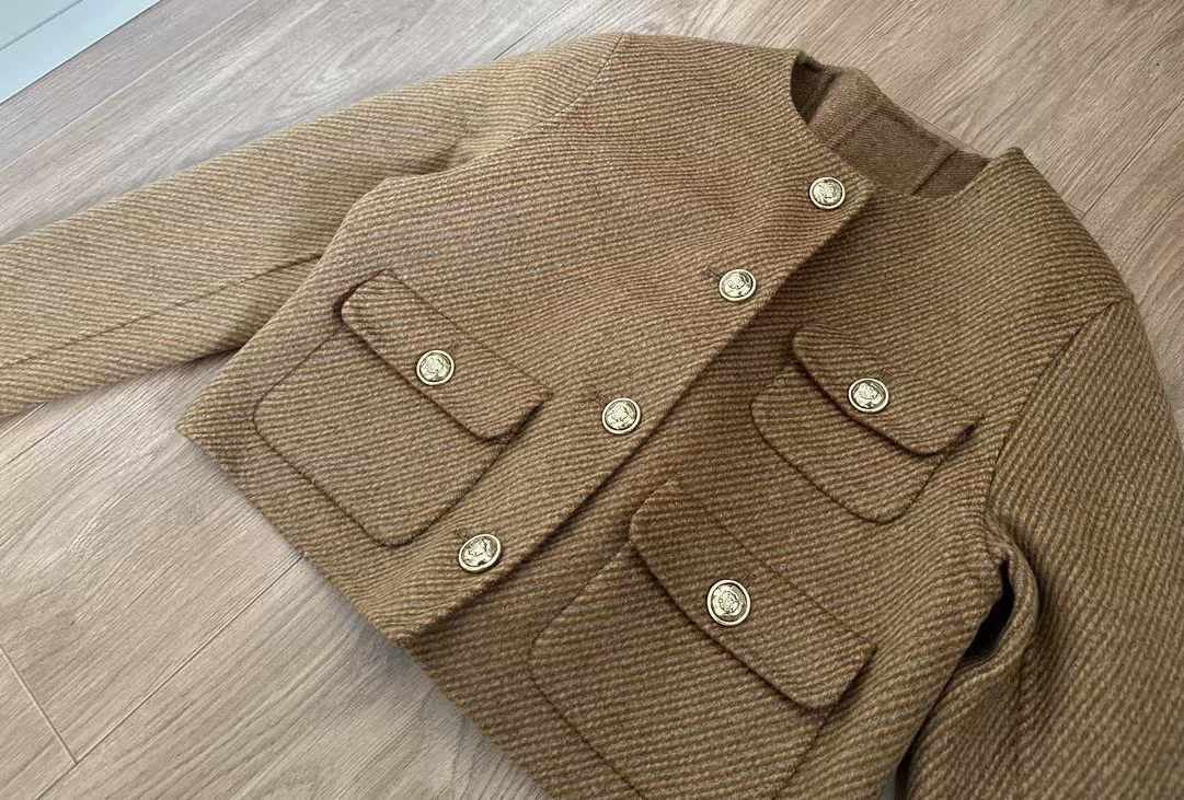 Sndr Cropped Button Down Jacket