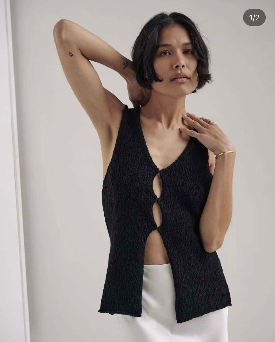 Dssh Dion Off Boucle Knit Vest Jacket