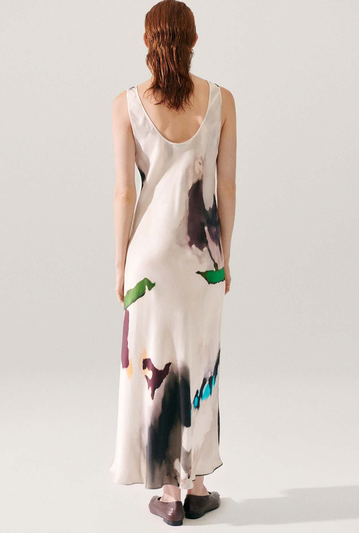 SL Scoop Neck Midi Dress