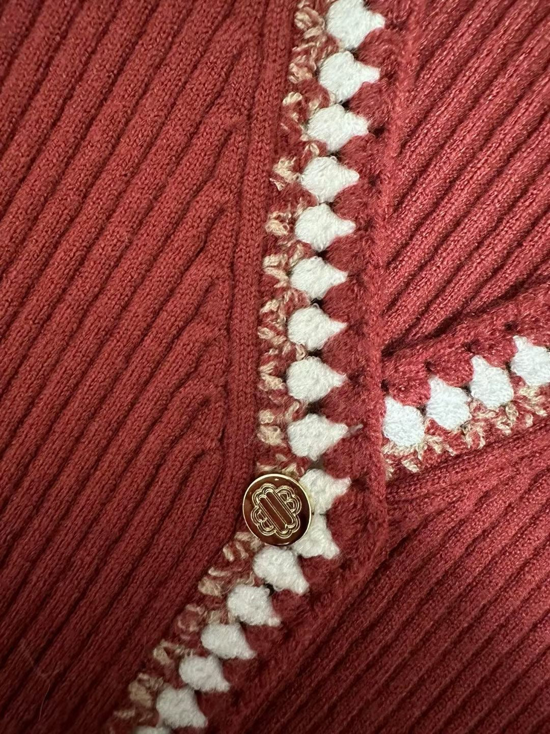 Mj Fitted Knitted Pullover