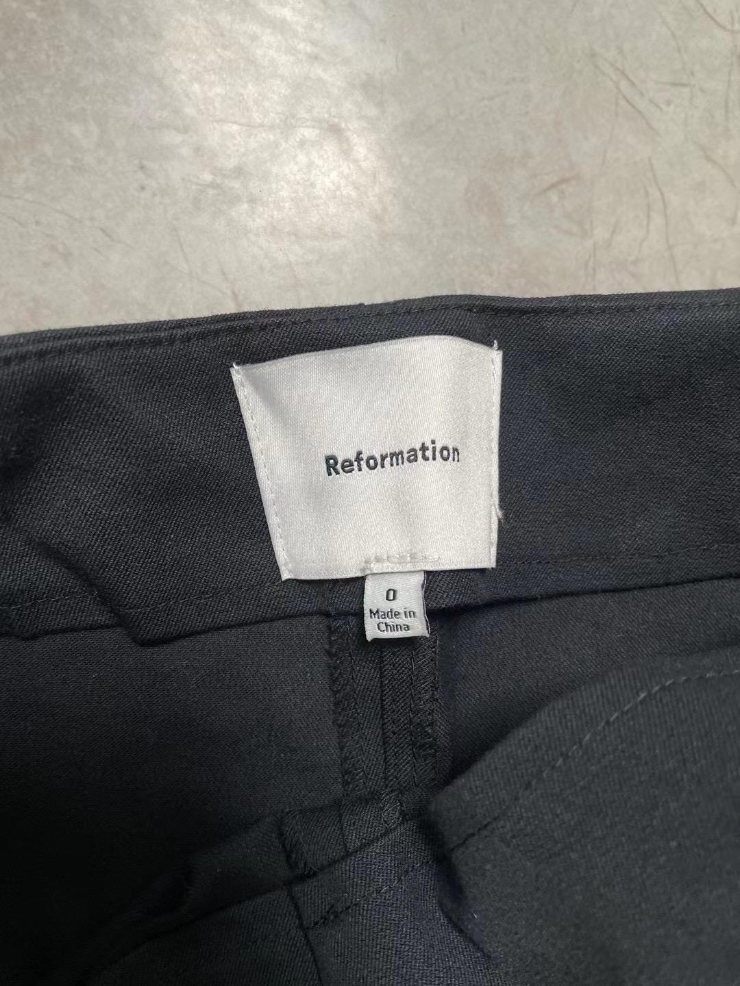 Ref Paige Pant