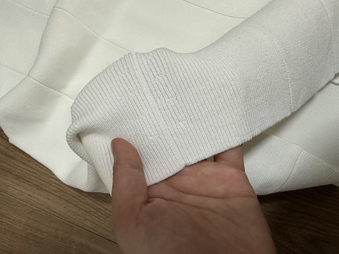 Rss Ribbed V Neck Top