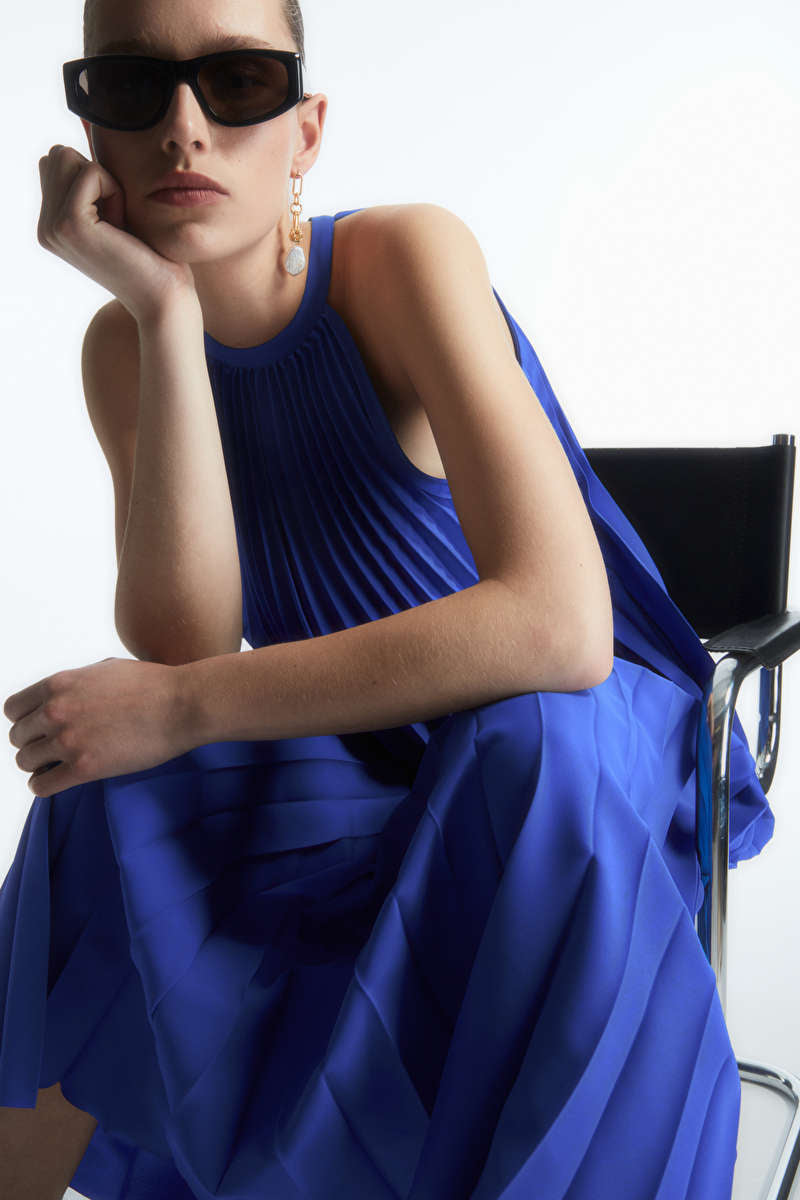 Cs Pleated Halter Neck Midi Dress