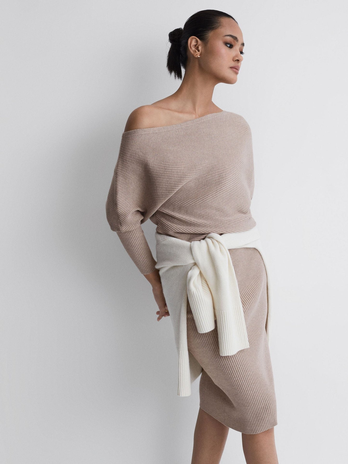 Rss Lara Off Shoulder Midi Dress