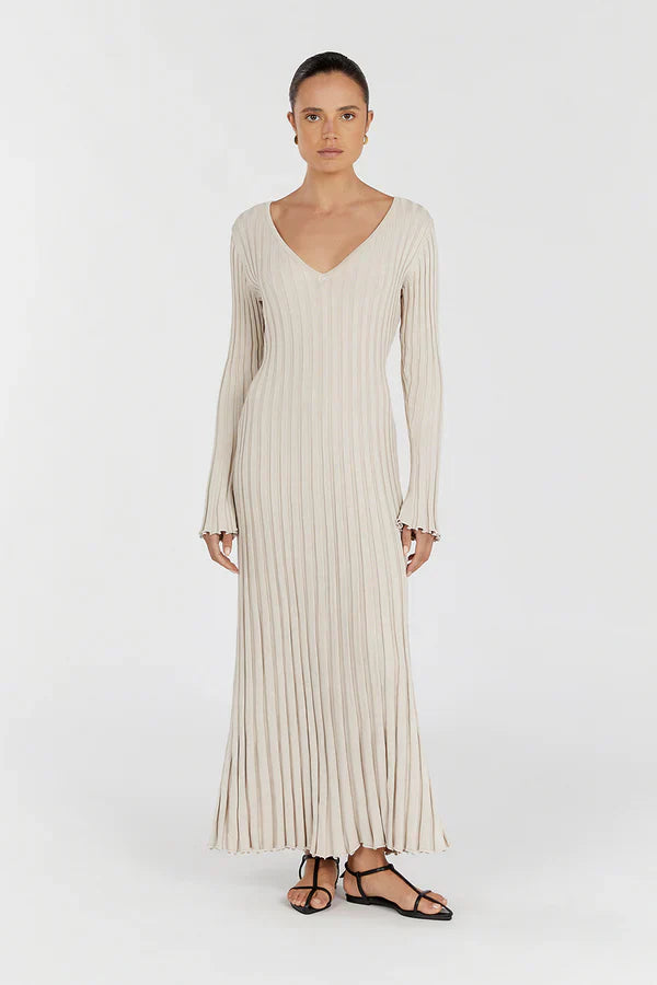 Dssh Reign Sleeved Knit Midi Dress