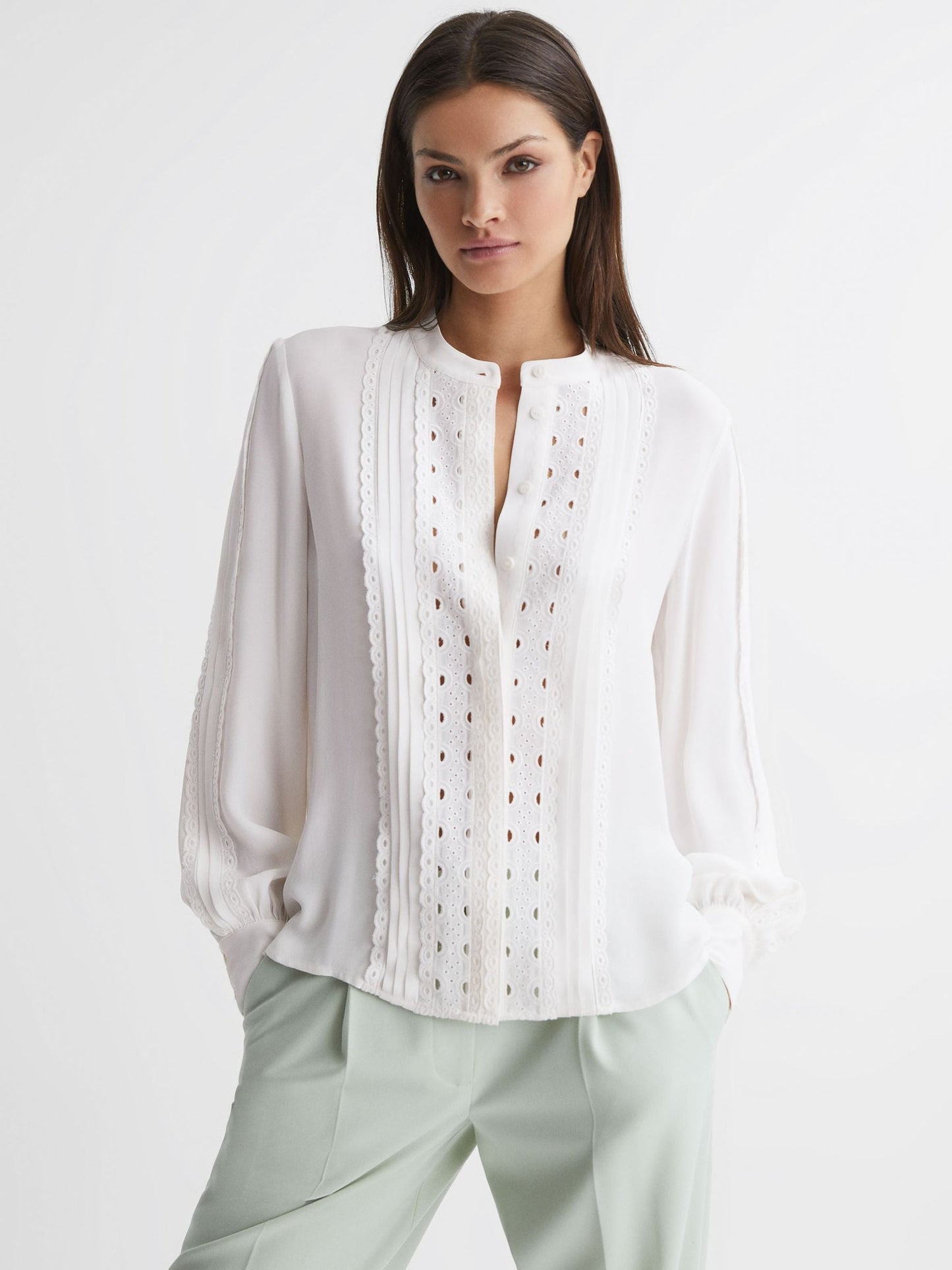 Rss Maisie Collarless Lace Top