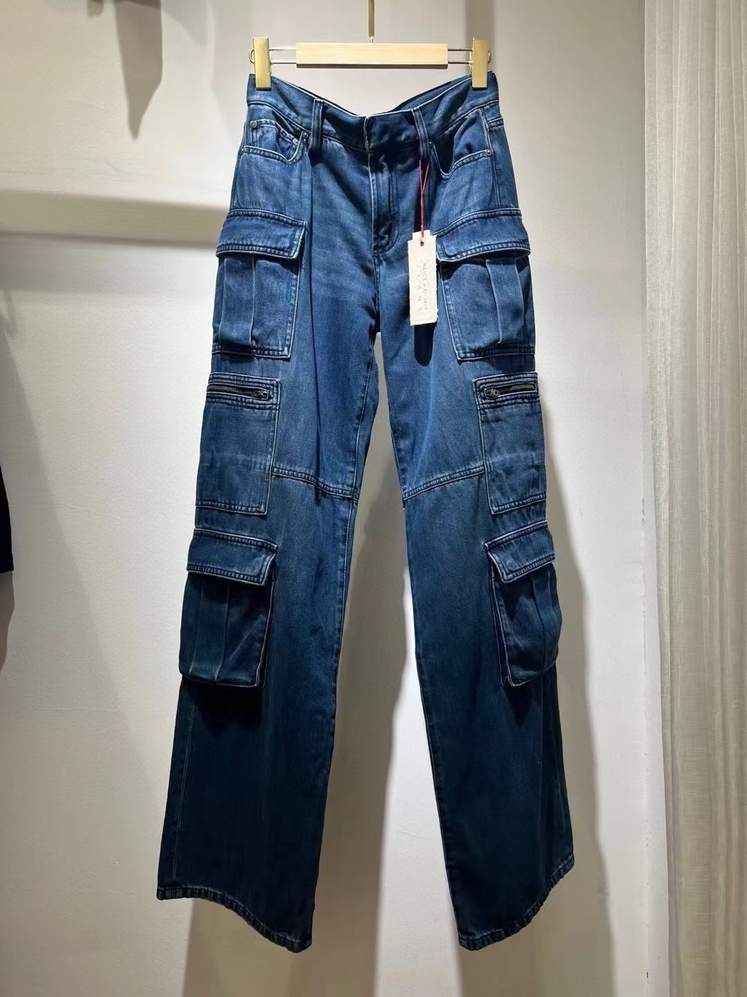 AO Cay Baggy Cargo Jeans