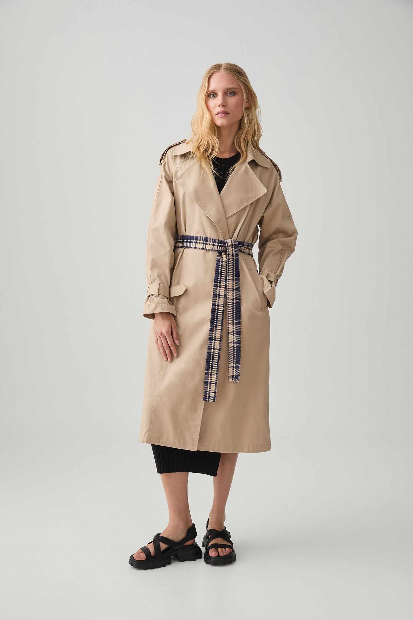 Aj Contrast Belted Trench Coat Jacket