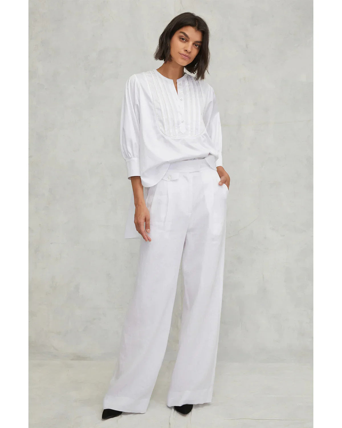 MW Dana Vest & Solea Linen Pants