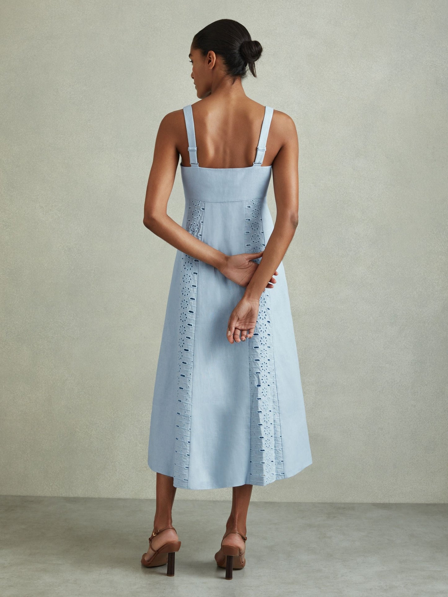 Rss Clarice Linen Broderie Midi Dress