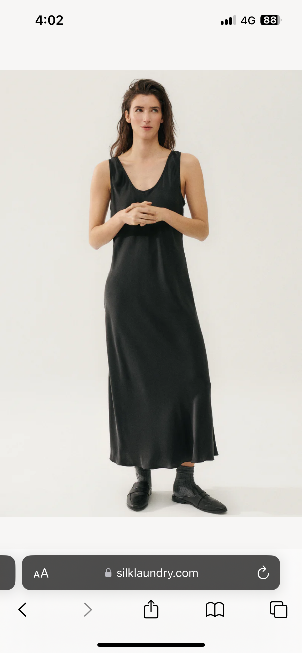 SL Scoop Neck Midi Dress