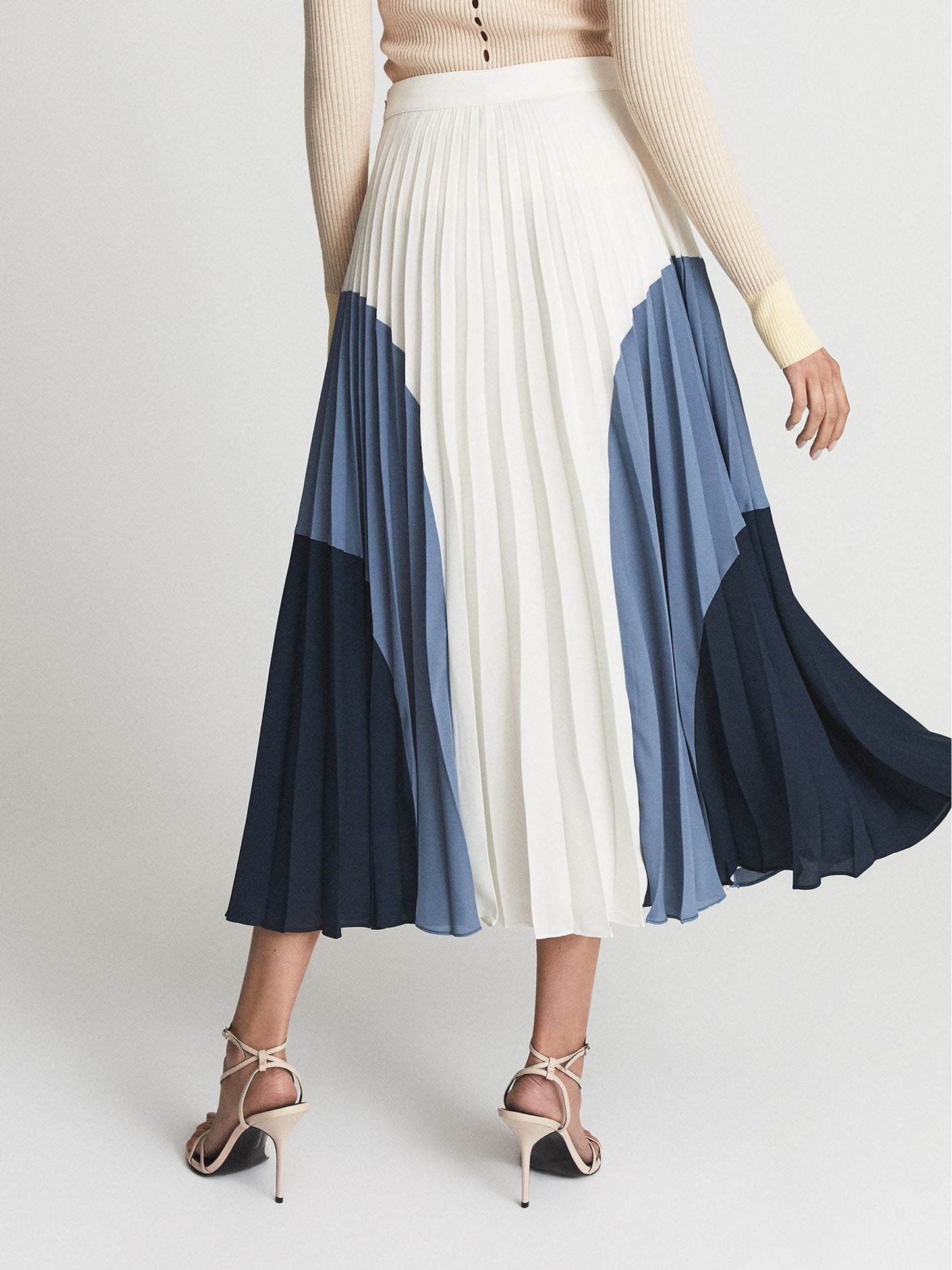 Rss Murphy Pleated Midi Skirt