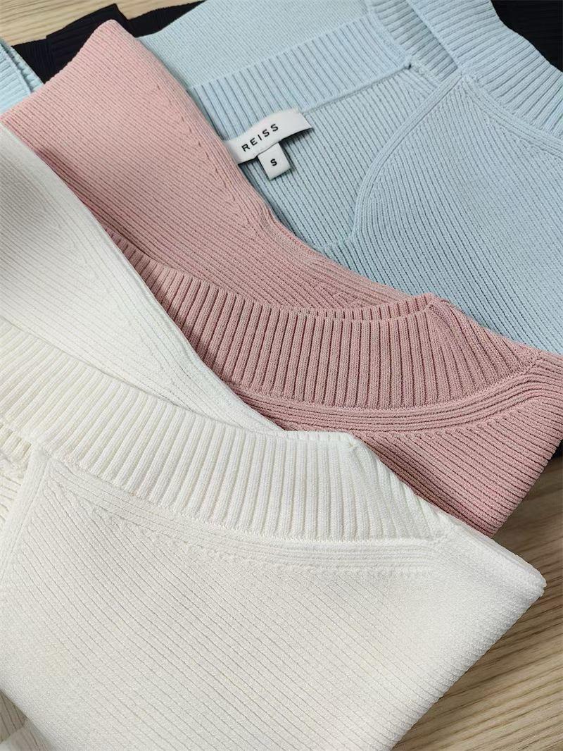 Rss Dani Sweetheart Neck Top