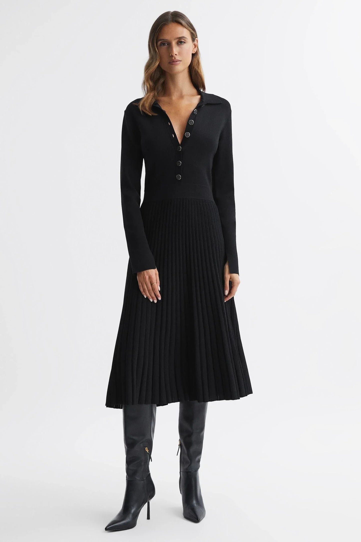 Rss Mia Knitted Pleated Midi Dress